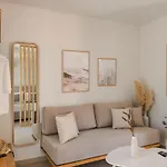 Сasa de vacaciones Cavaliere Seafront House - Theseus