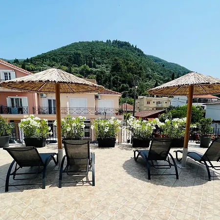Theseus Seafront House Holiday home *