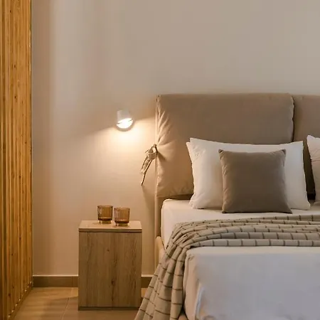 Theseus Seafront House *