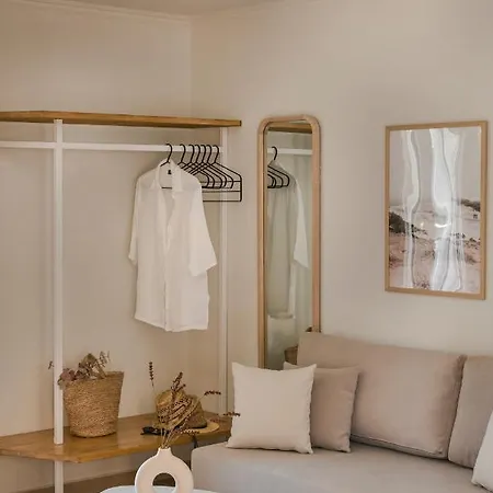 Theseus Seafront House 펜션