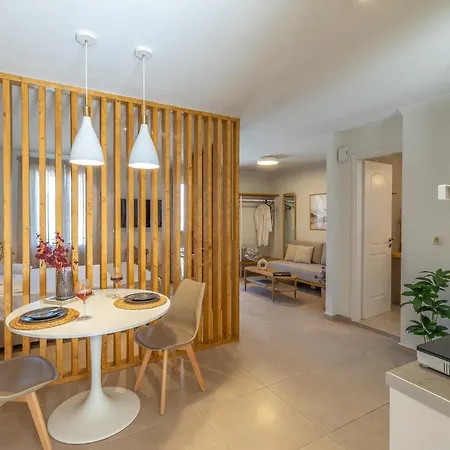 Semesterbostad Cavaliere Seafront House - Theseus