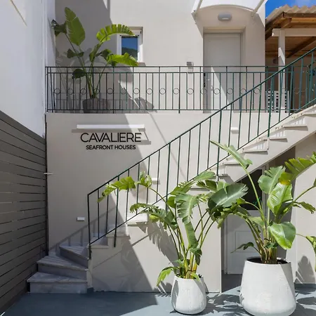 Semesterbostad Cavaliere Seafront House - Theseus