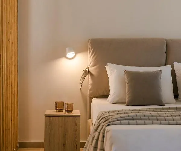 Cavaliere Seafront House - Theseus *