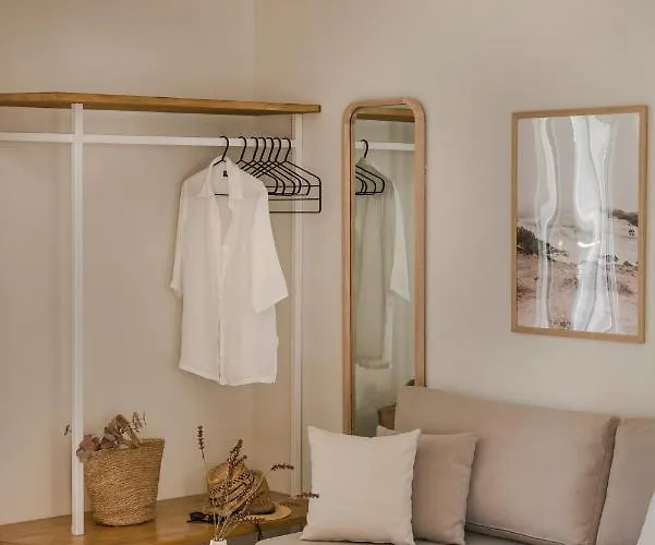 Cavaliere Seafront House - Theseus Holiday home