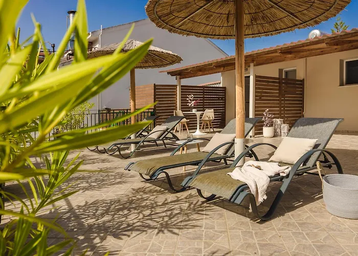 Cavaliere Seafront House - Theseus Holiday home *